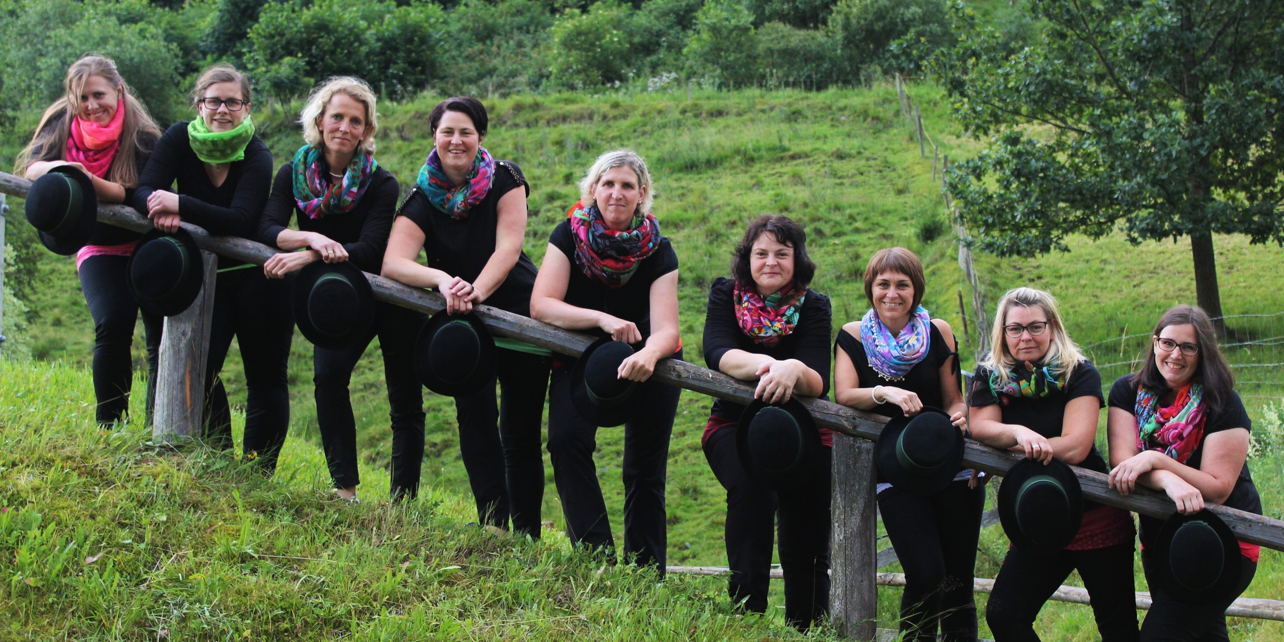 Vernissage & Gesang - Tuat Guat 