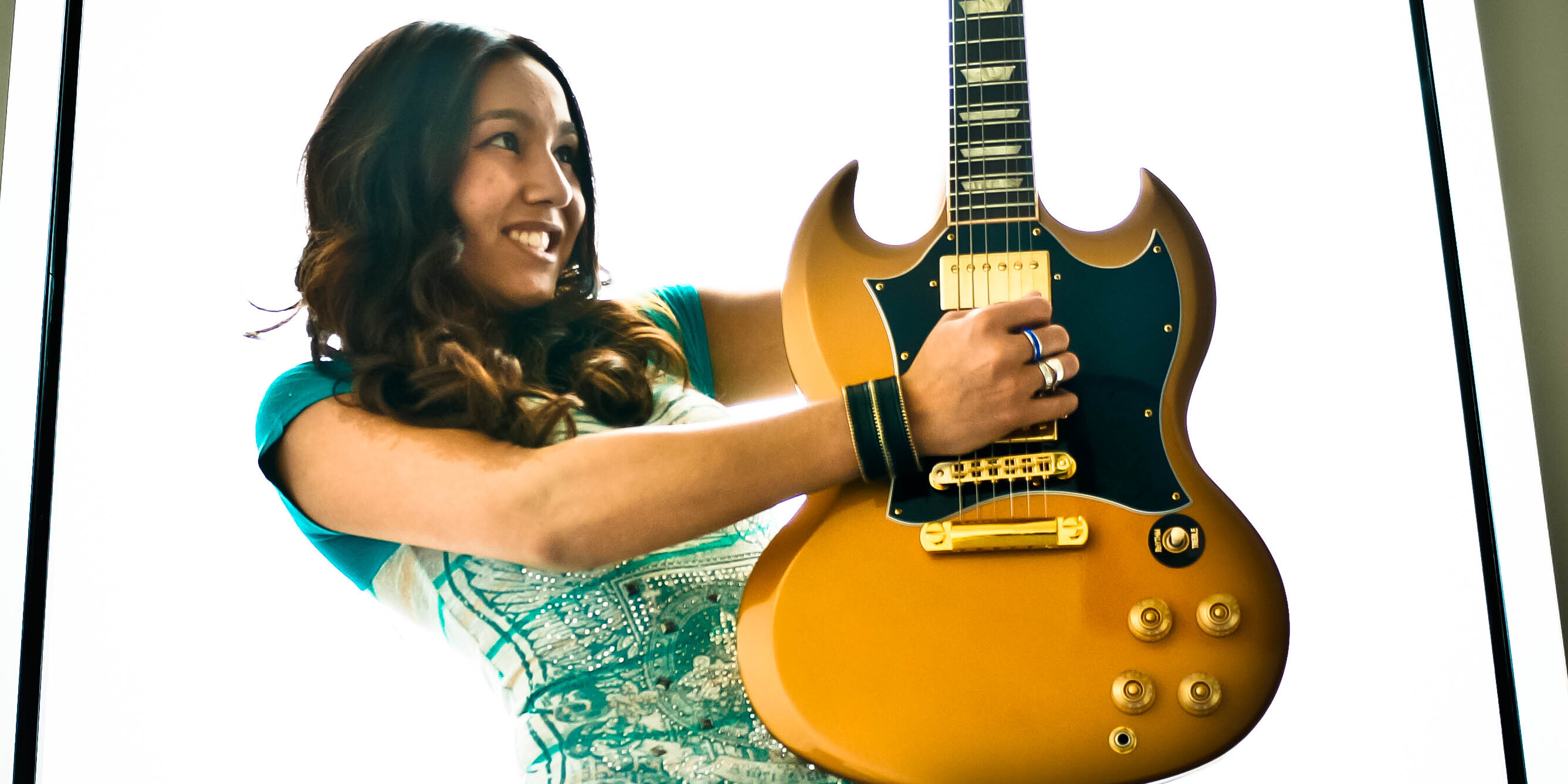 LINLEY MARTHE & "Blue Moon" feat: Desiree Bassett-g & Stacey Lamont Sydnor-dr